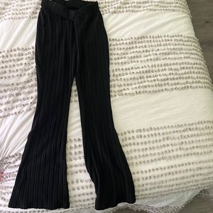 Black comfy pants